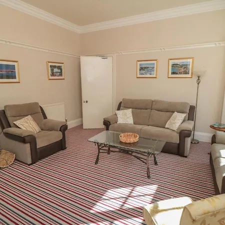 Holiday home Lonsdale