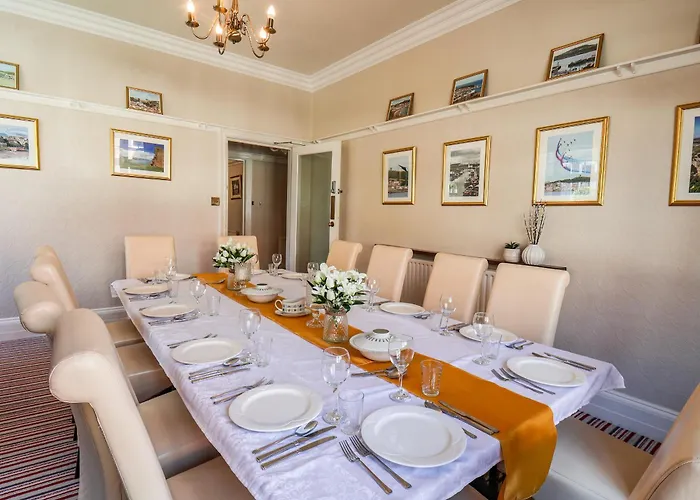 Lonsdale Scarborough