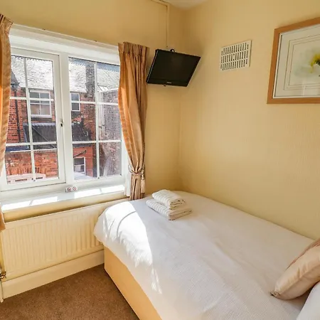 Lonsdale סקארבורו