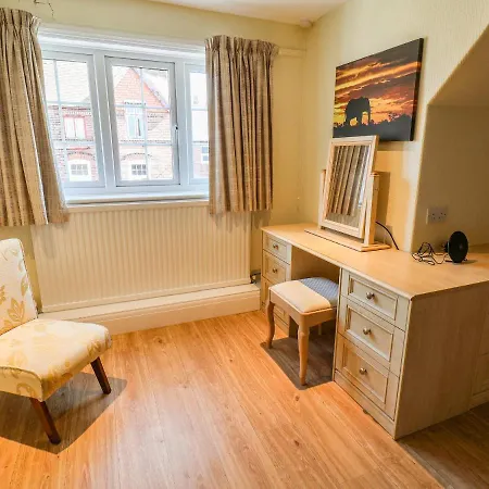 בית נופש Lonsdale *