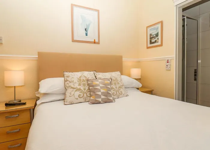 Lonsdale Scarborough